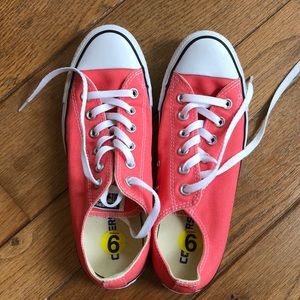 Converse peach All Star Tennis shoe